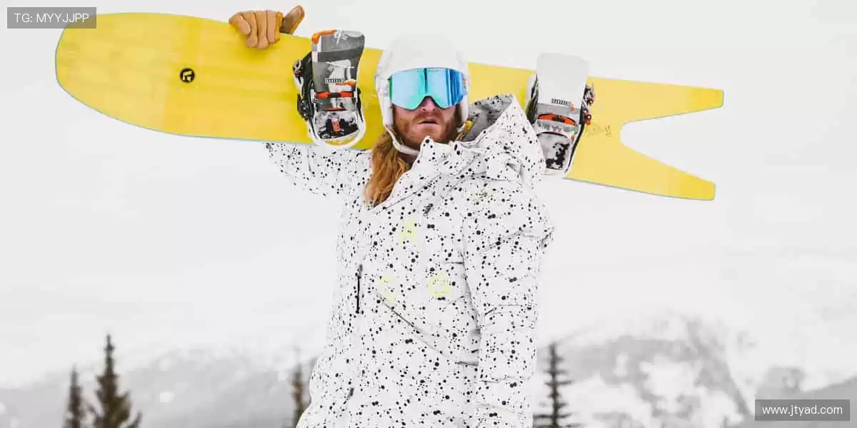 👟 个性周边，品质之选，用热爱武装你的每一次登场！